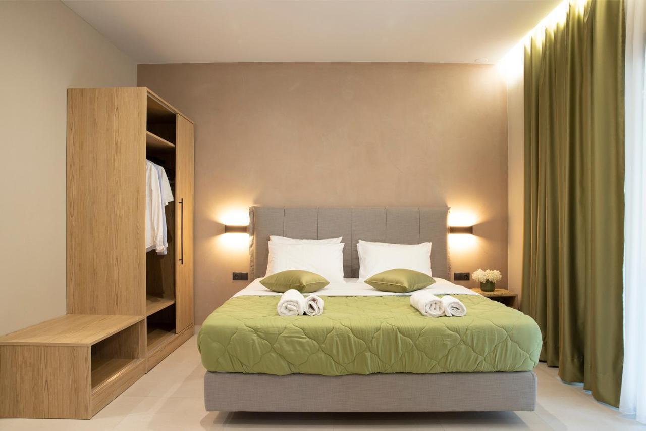 Olympus Suites ปาราเลีย ปันตาเลโมนอส ภายนอก รูปภาพ