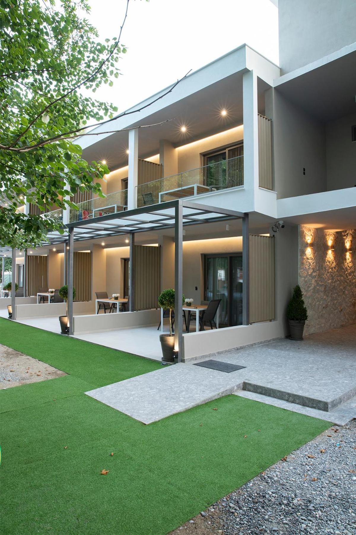 Olympus Suites ปาราเลีย ปันตาเลโมนอส ภายนอก รูปภาพ